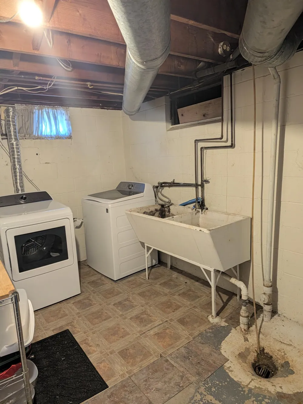 944 Kentfield Street SW Wyoming, MI 49509