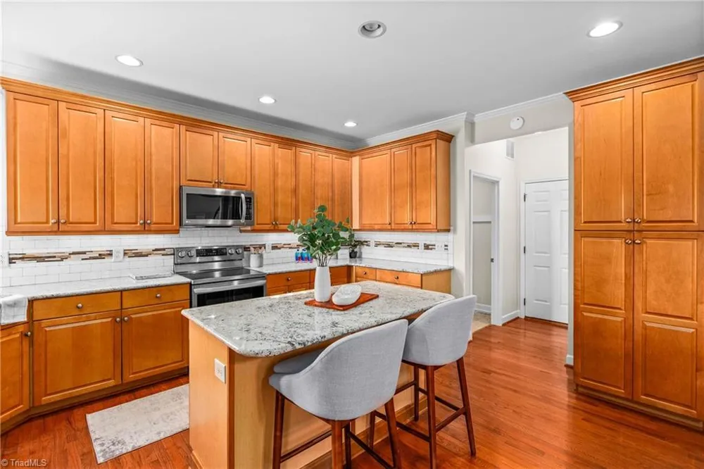 7431 Craigberry Court Rural Hall, NC 27045