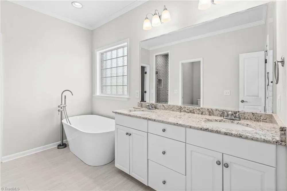 7431 Craigberry Court Rural Hall, NC 27045