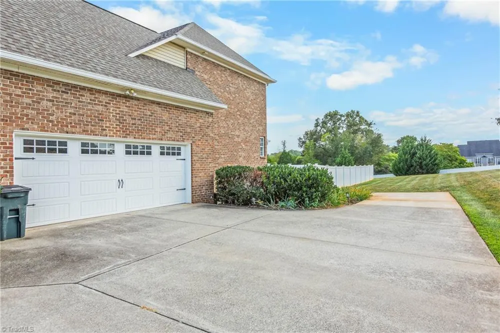 7431 Craigberry Court Rural Hall, NC 27045