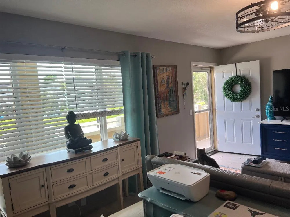 2000 WORLD PARKWAY BOULEVARD #20 Clearwater, FL 33763