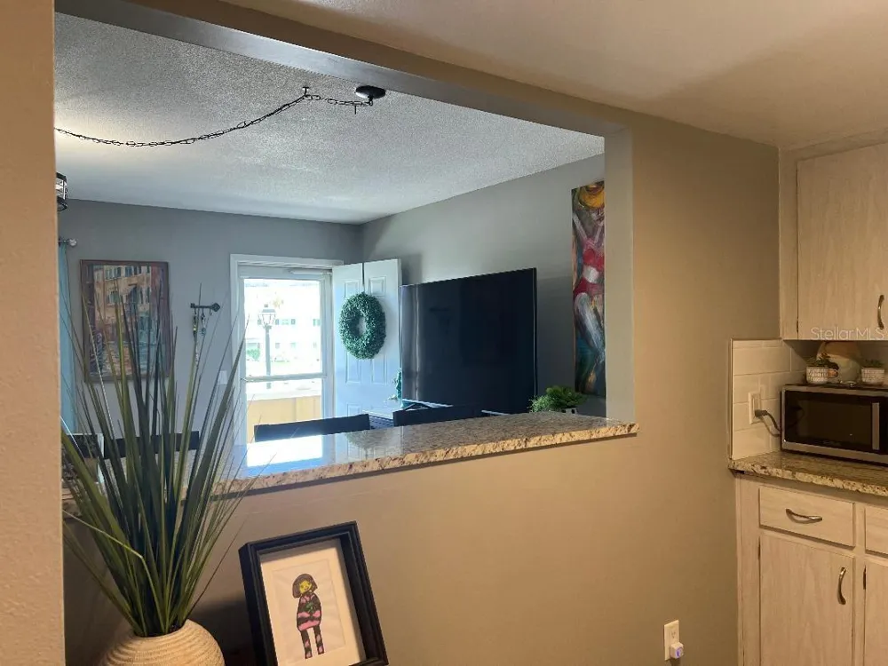 2000 WORLD PARKWAY BOULEVARD #20 Clearwater, FL 33763