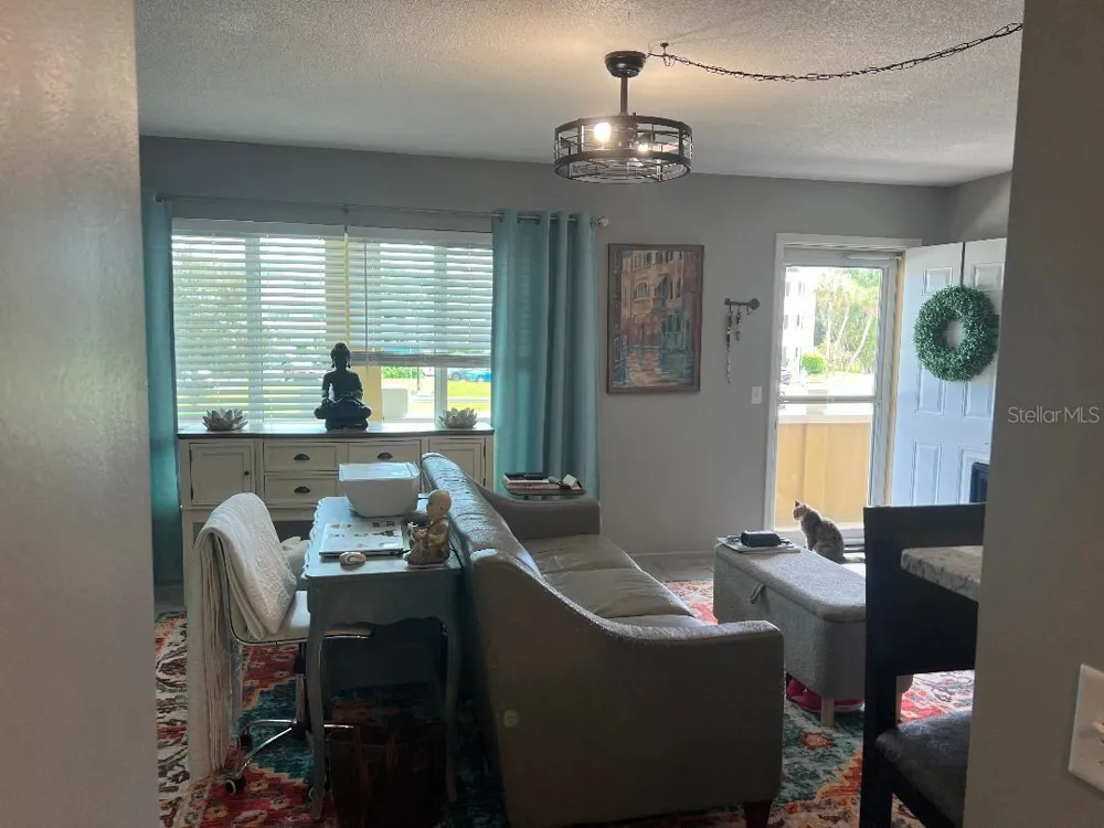 2000 WORLD PARKWAY BOULEVARD #20 Clearwater, FL 33763