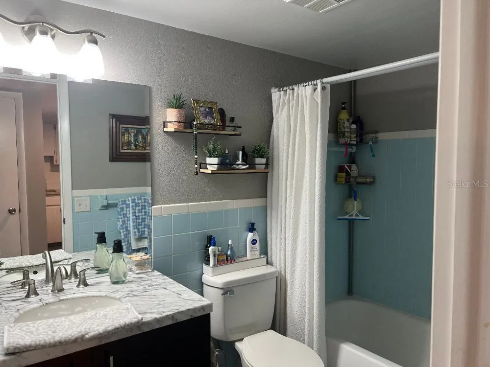 2000 WORLD PARKWAY BOULEVARD #20 Clearwater, FL 33763
