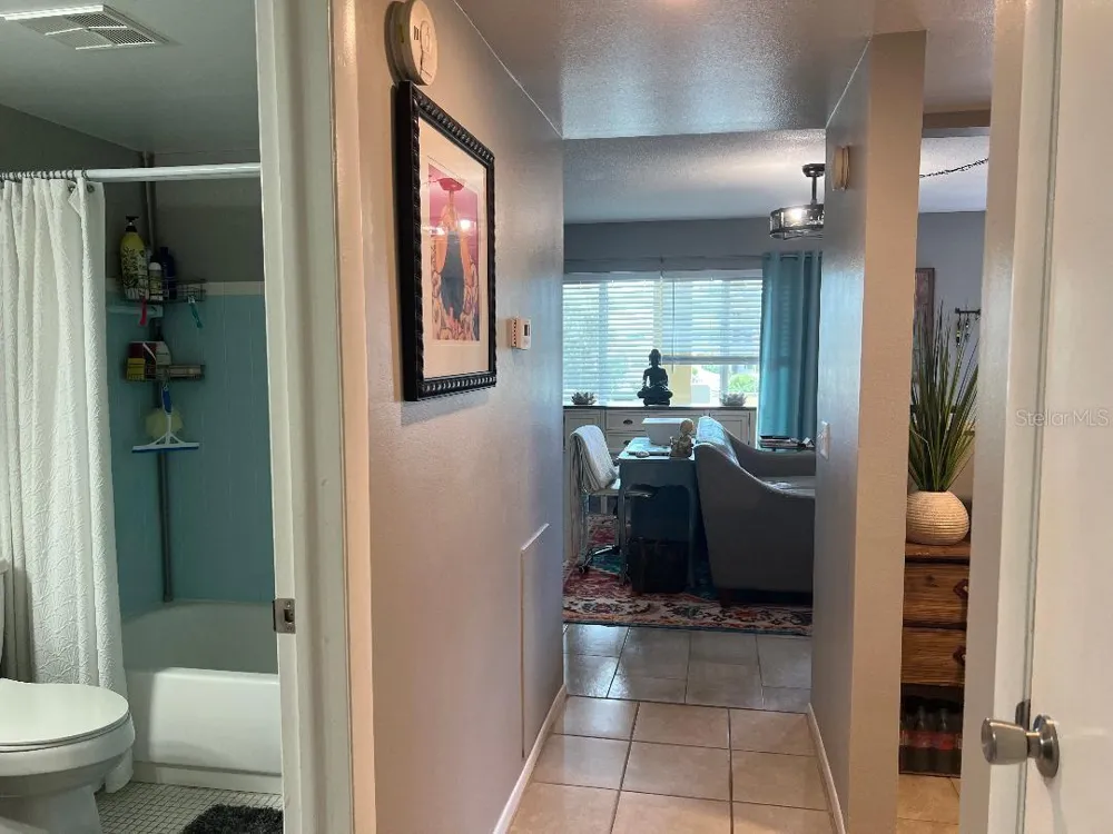 2000 WORLD PARKWAY BOULEVARD #20 Clearwater, FL 33763