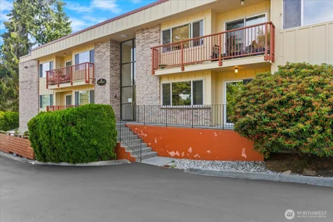 330 Elm Street #205