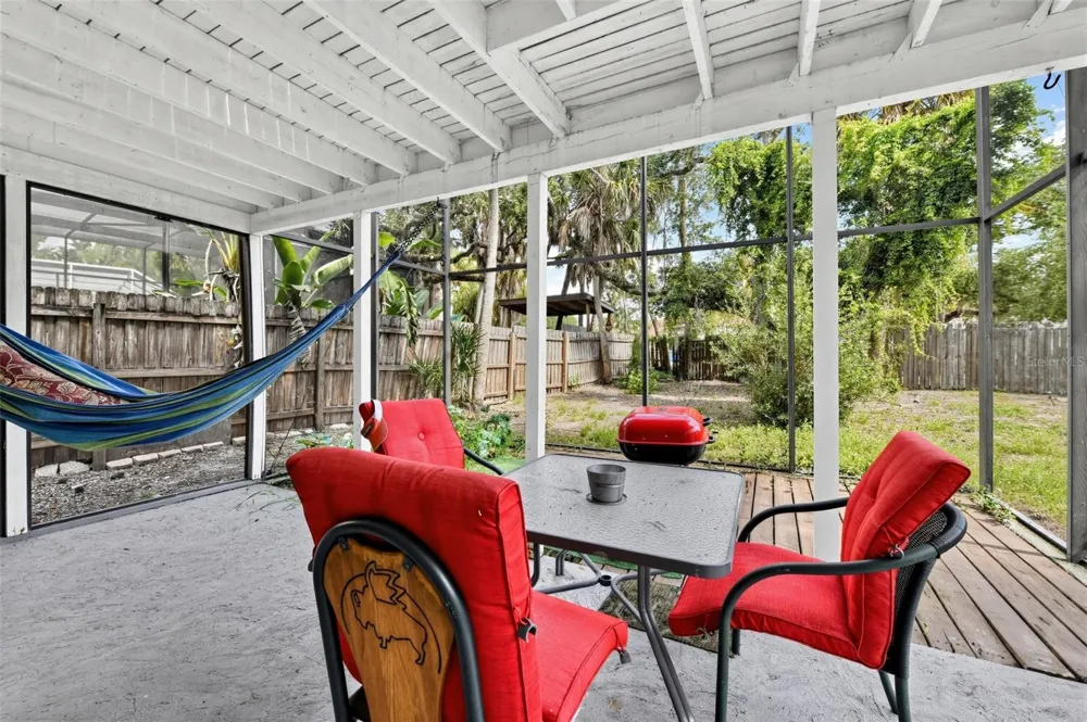 5059 COMMONWEALTH DRIVE Sarasota, FL 34242