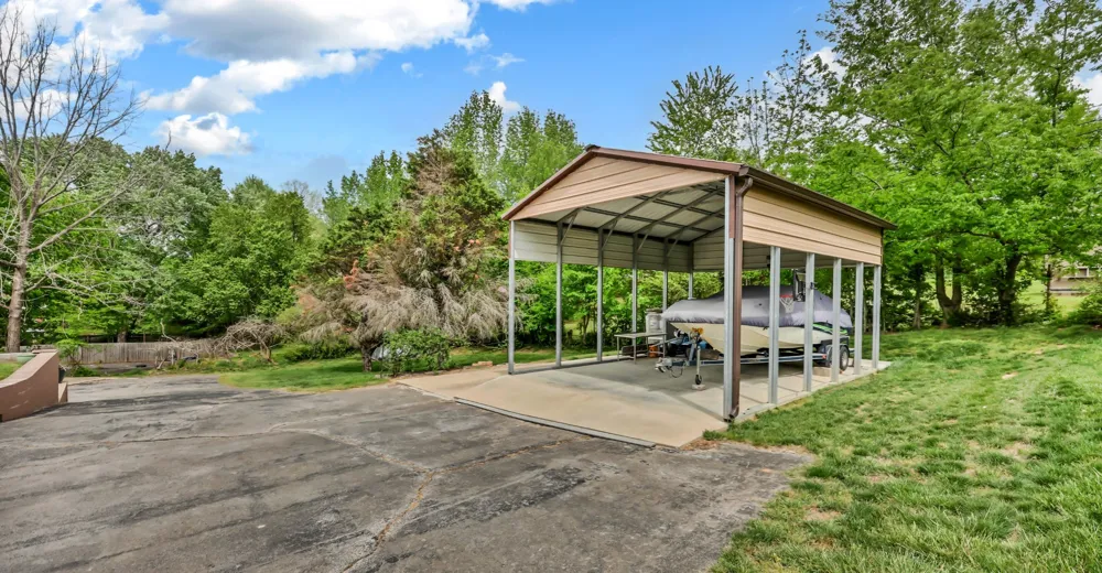 1311 Oak Hill Dr Clarksville, TN 37040