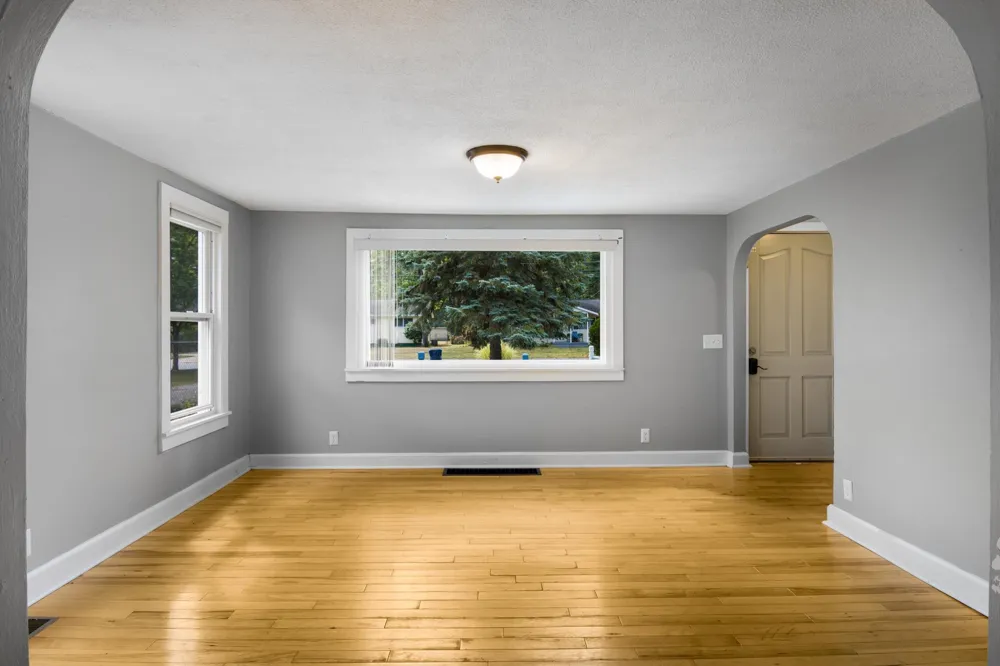 915 Baldwin Traverse City City, MI 49686