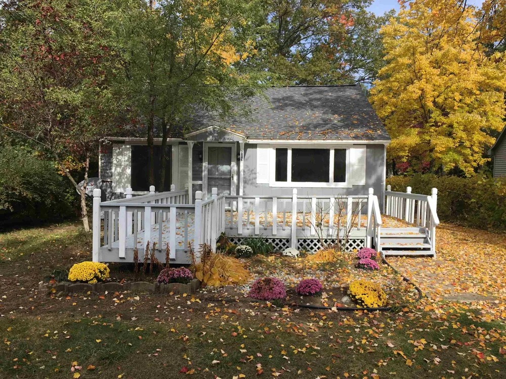 915 Baldwin Traverse City City, MI 49686