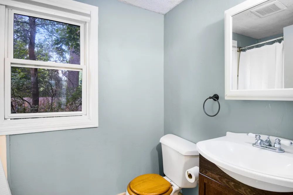 915 Baldwin Traverse City City, MI 49686