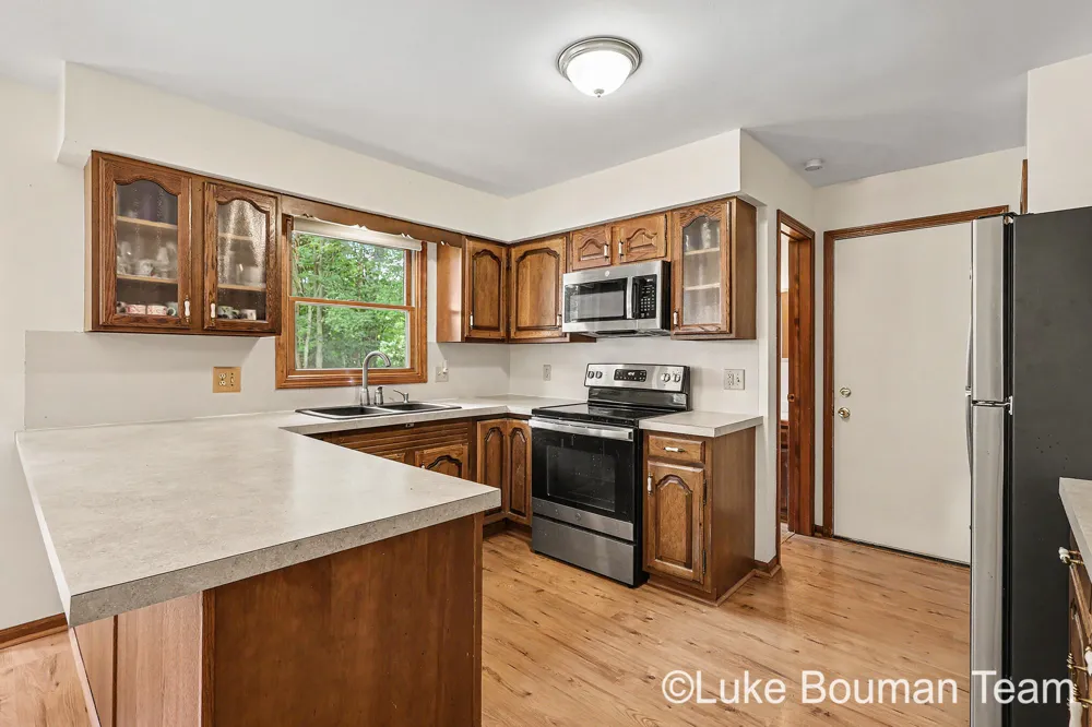 17521 Whippoorwill Drive Grand Haven Charter Township, MI 49417