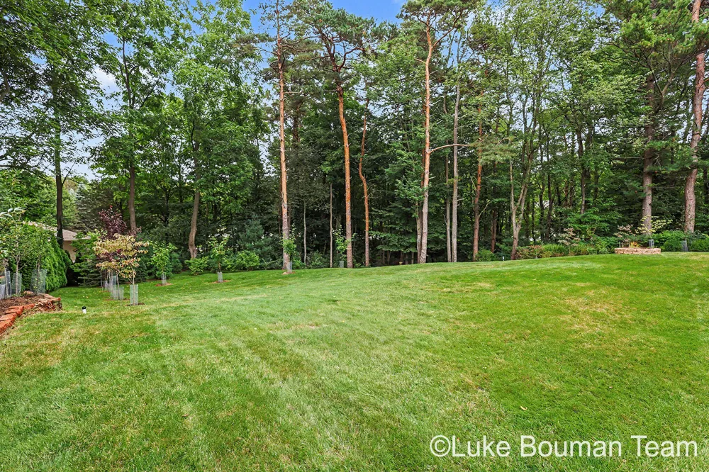 17521 Whippoorwill Drive Grand Haven Charter Township, MI 49417