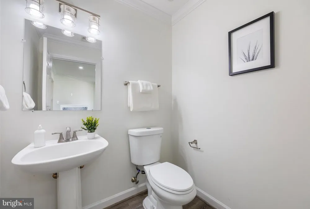 3512 HAMMERSTONE ROAD Laurel, MD 20724