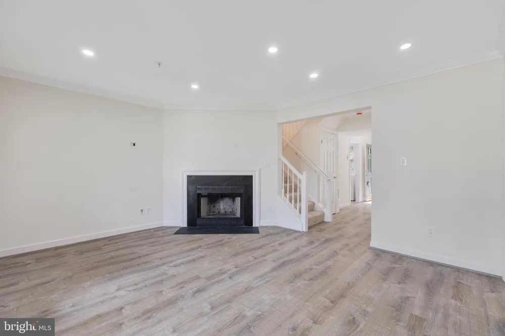 3512 HAMMERSTONE ROAD Laurel, MD 20724