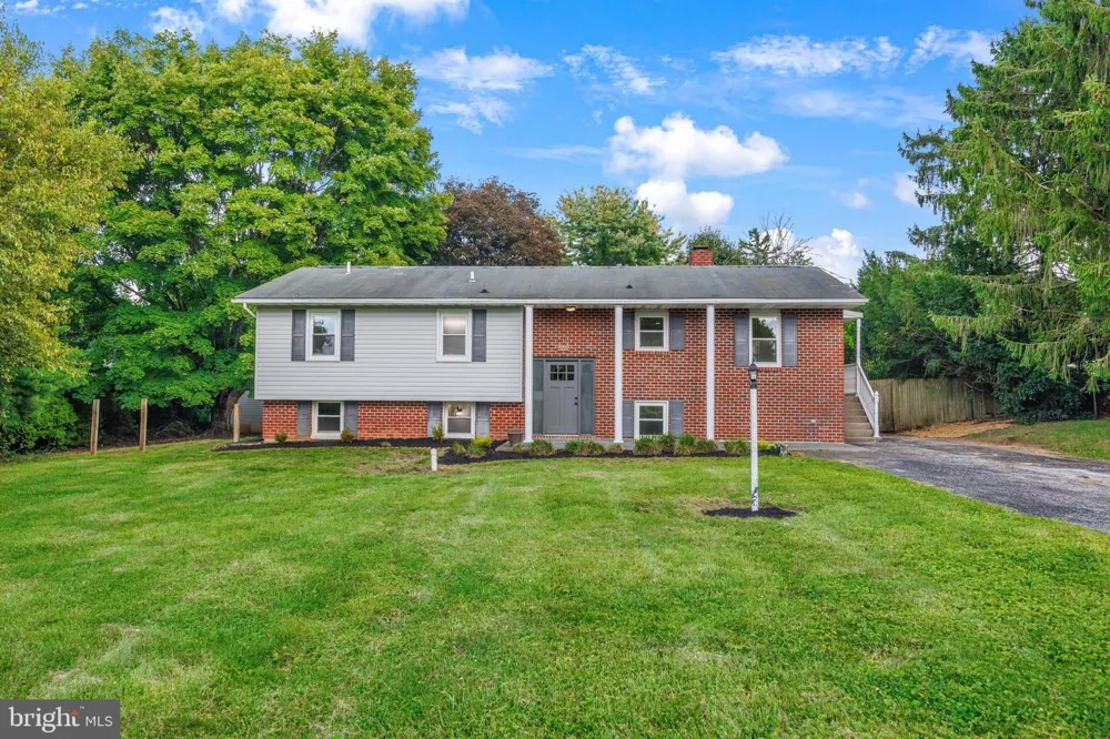 4903 ORIOLE COURT Westminster, MD 21158