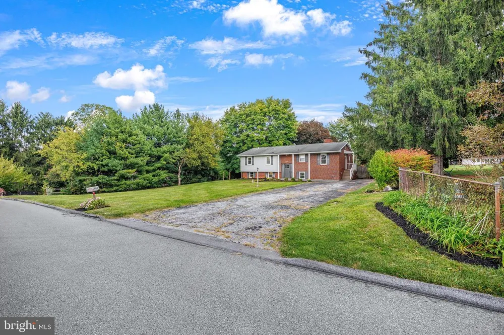 4903 ORIOLE COURT Westminster, MD 21158