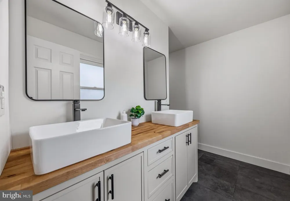 4903 ORIOLE COURT Westminster, MD 21158