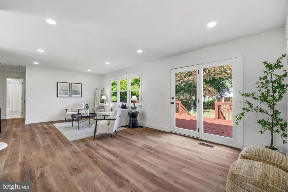 4903 ORIOLE COURT Westminster, MD 21158