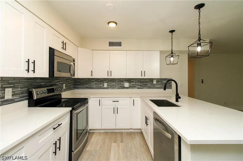 Forest Lakes Boulevard #129 Naples, FL 34105