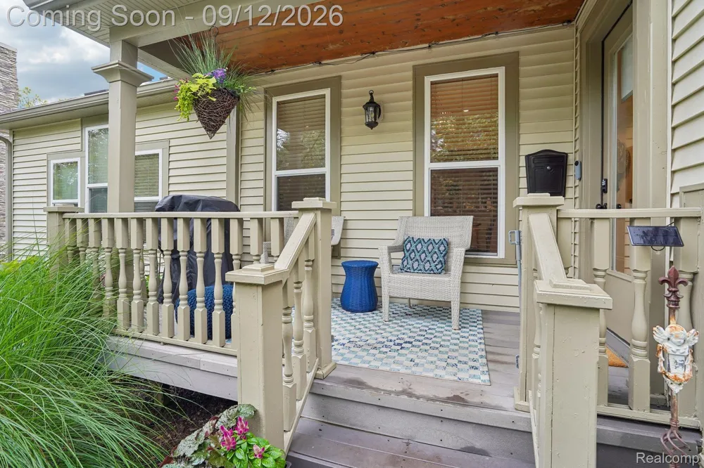 315 W Commerce Street Milford Village, MI 48381