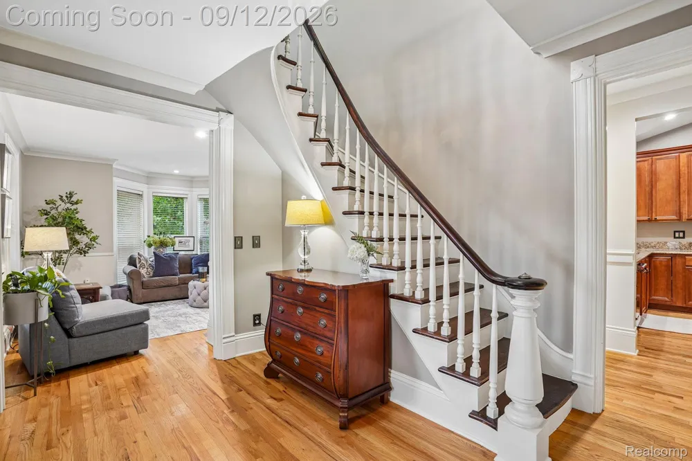 315 W Commerce Street Milford Village, MI 48381