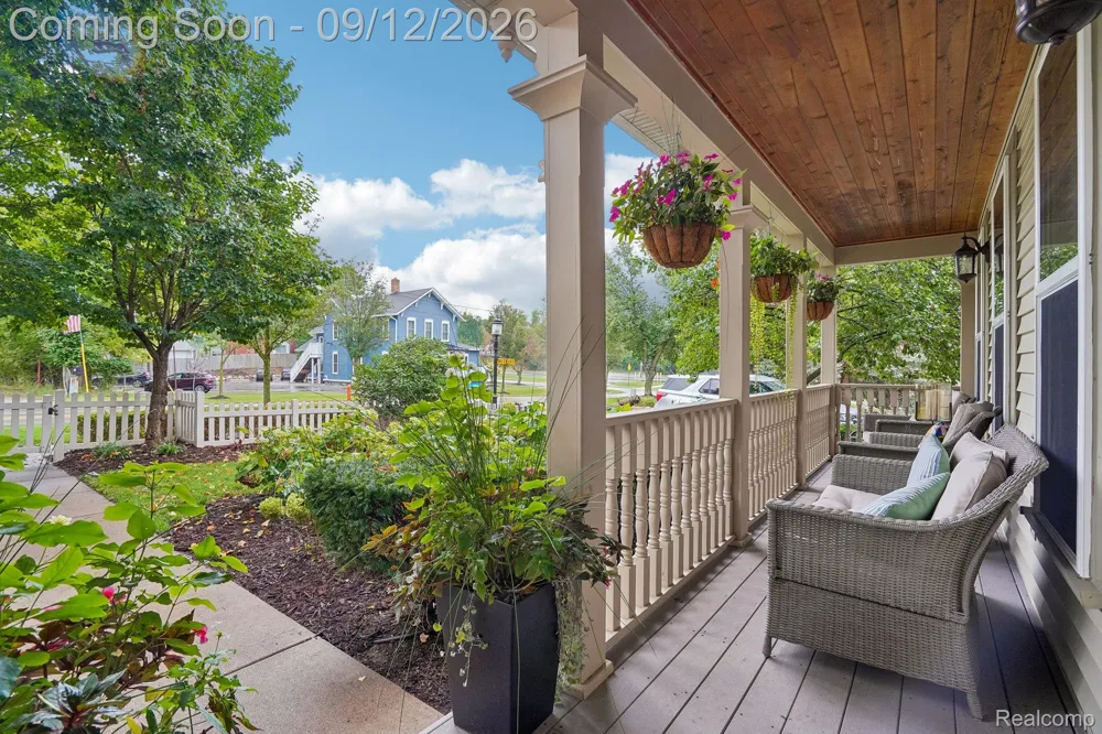 315 W Commerce Street Milford Village, MI 48381