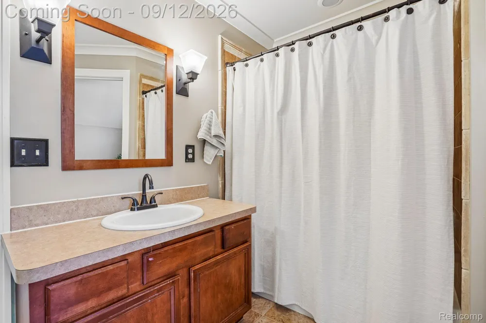315 W Commerce Street Milford Village, MI 48381