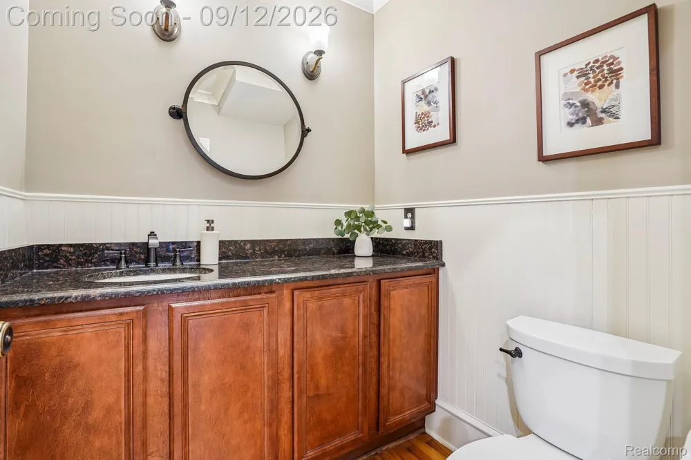 315 W Commerce Street Milford Village, MI 48381