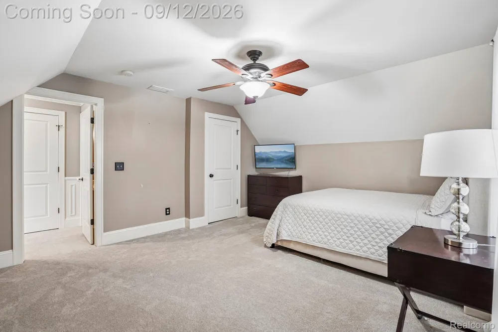315 W Commerce Street Milford Village, MI 48381
