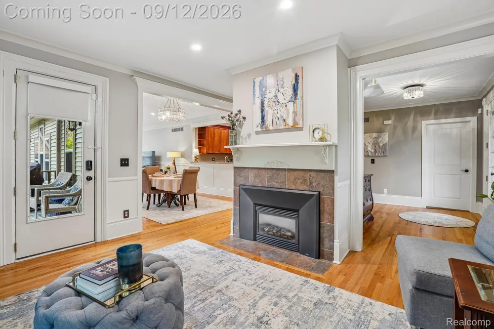 315 W Commerce Street Milford Village, MI 48381