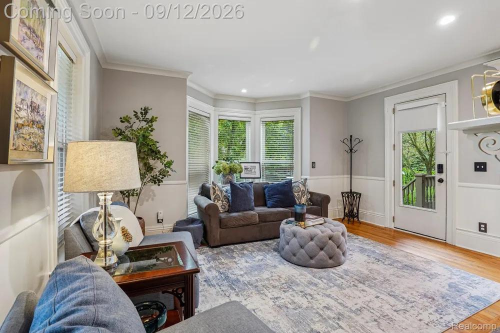 315 W Commerce Street Milford Village, MI 48381