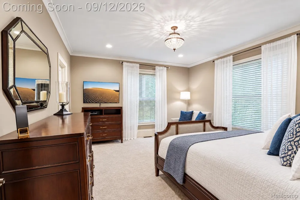 315 W Commerce Street Milford Village, MI 48381