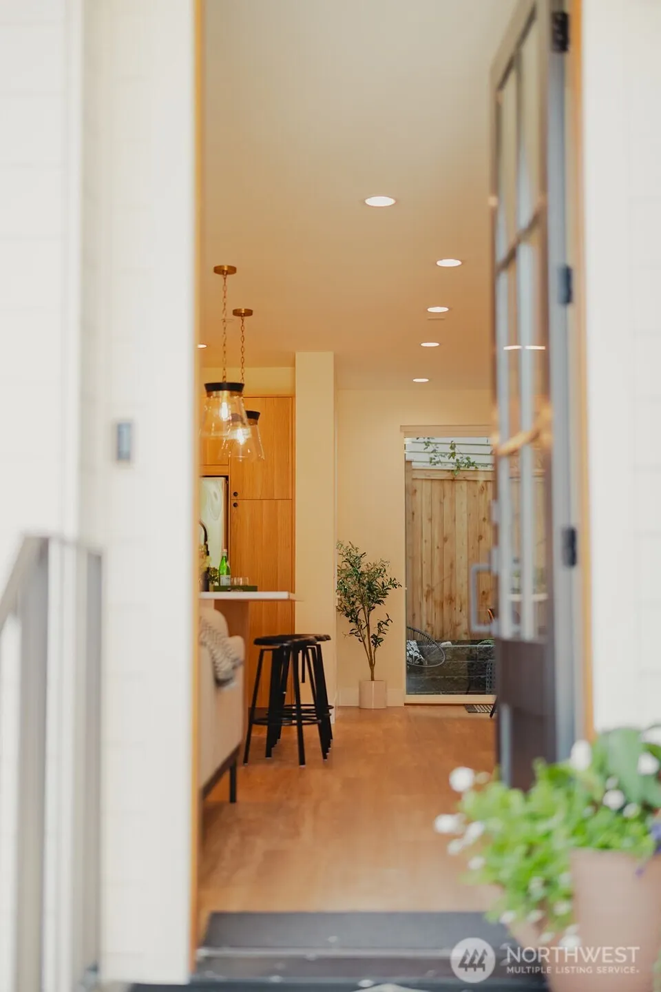 11812 NE 103rd Place Kirkland, WA 98033