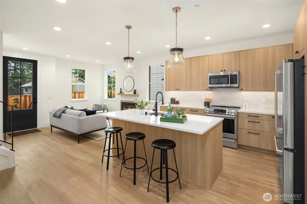 11812 NE 103rd Place Kirkland, WA 98033