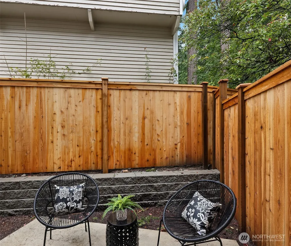 11812 NE 103rd Place Kirkland, WA 98033
