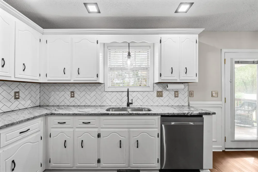 2622 Del Ray Dr Clarksville, TN 37040