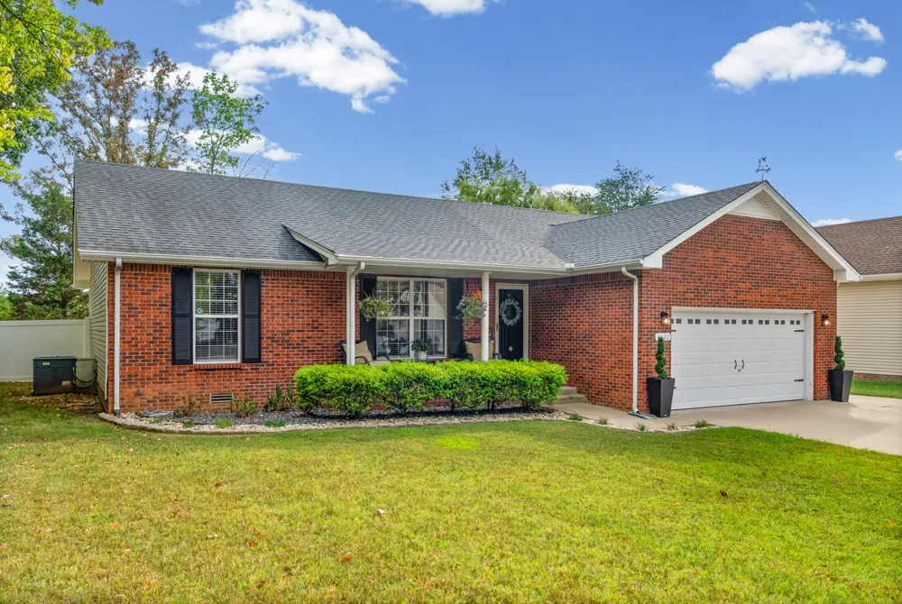 2622 Del Ray Dr Clarksville, TN 37040