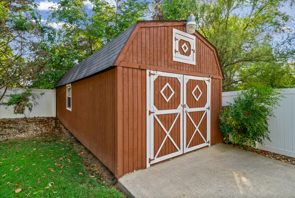 2622 Del Ray Dr Clarksville, TN 37040