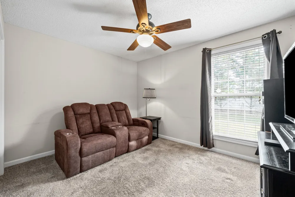 2622 Del Ray Dr Clarksville, TN 37040