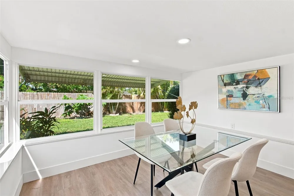 1204 65TH STREET NW Bradenton, FL 34209