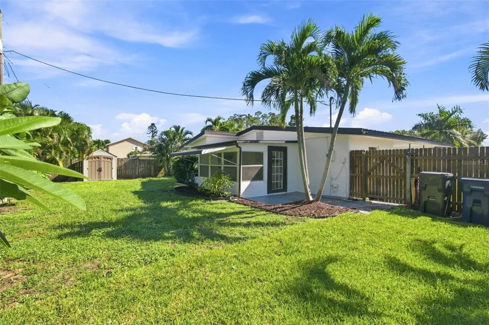1204 65TH STREET NW Bradenton, FL 34209