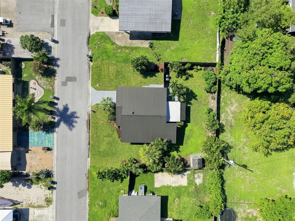 1204 65TH STREET NW Bradenton, FL 34209
