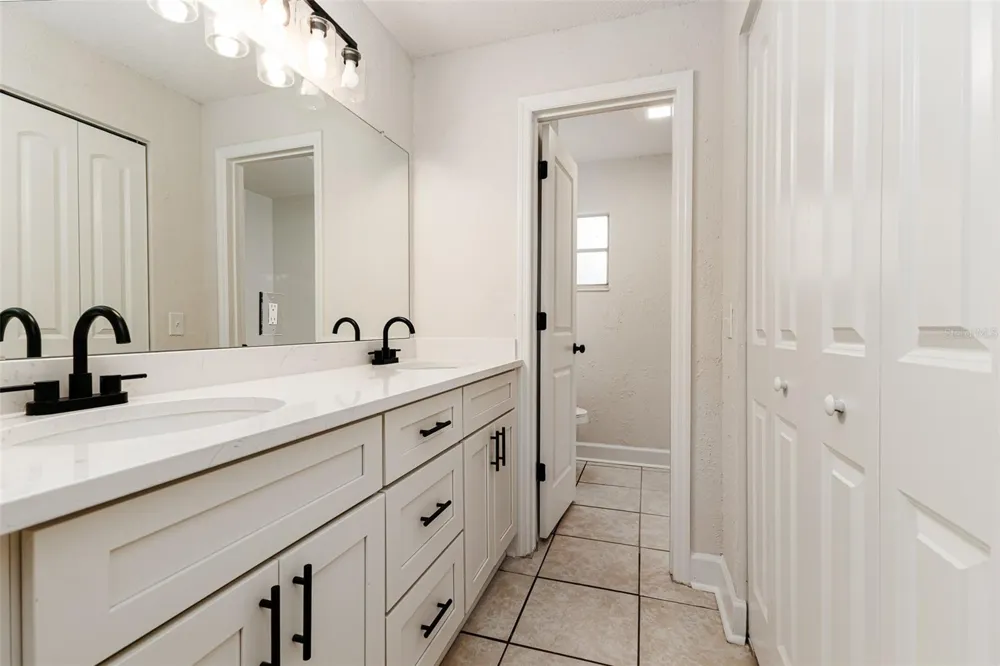 203 WOODLAND TRAIL Auburndale, FL 33823