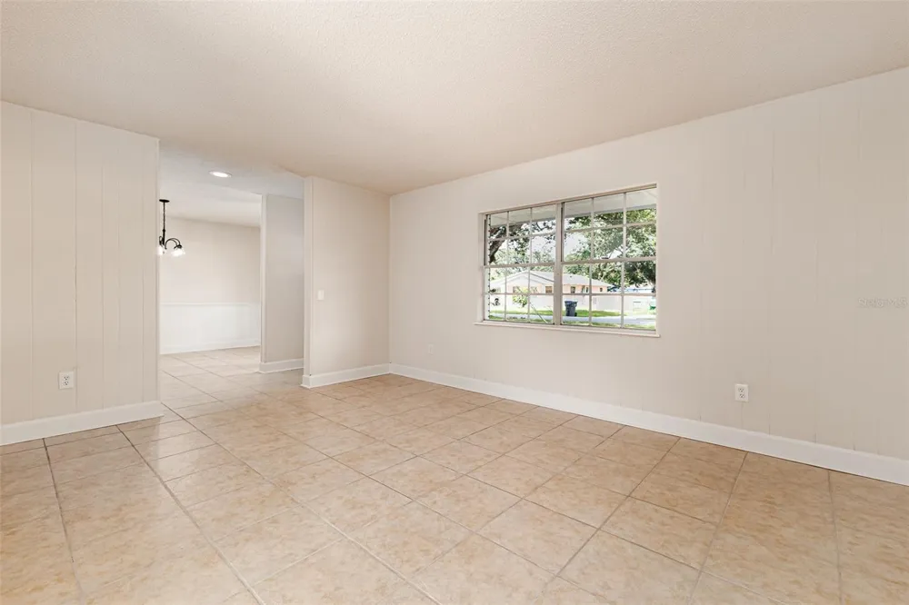 203 WOODLAND TRAIL Auburndale, FL 33823