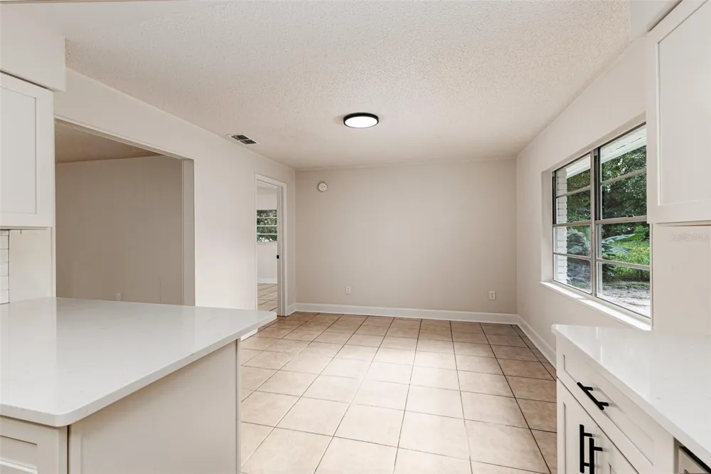 203 WOODLAND TRAIL Auburndale, FL 33823