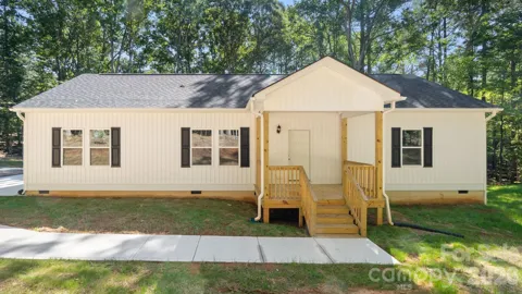 2820 rock chimney Circle
