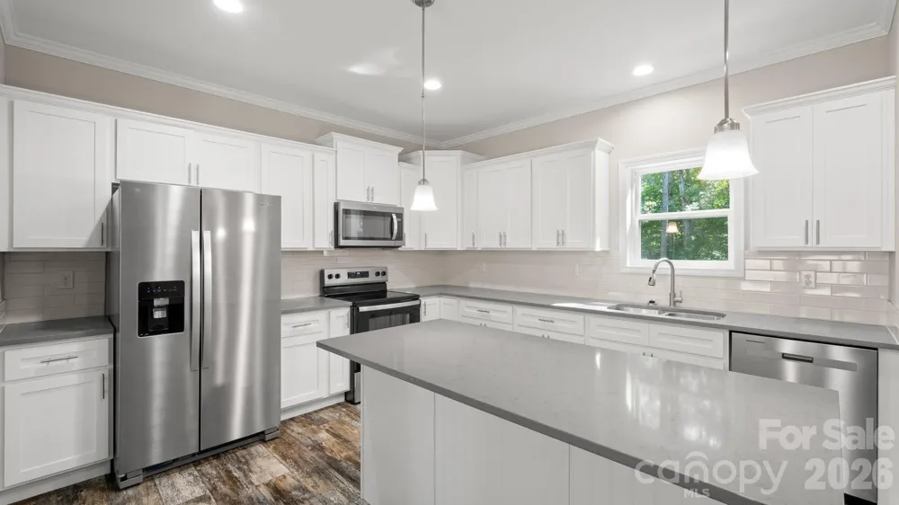 2820 rock chimney Circle Lancaster, SC 29720