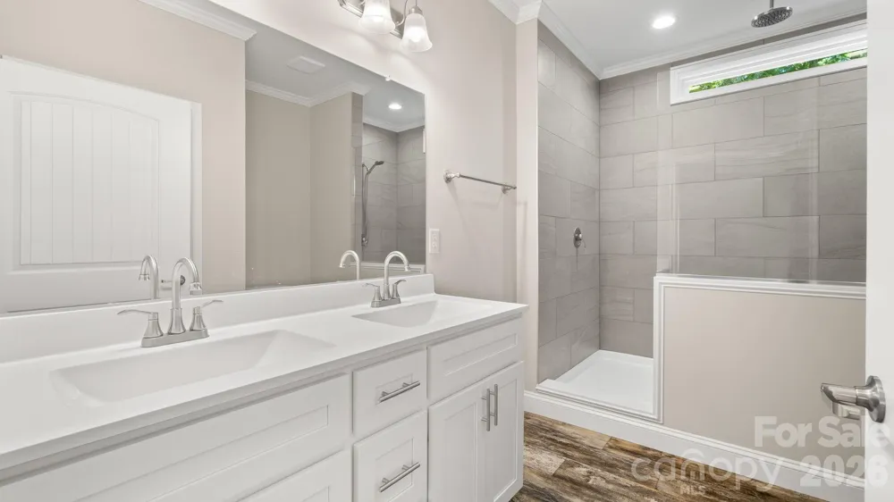 2820 rock chimney Circle Lancaster, SC 29720