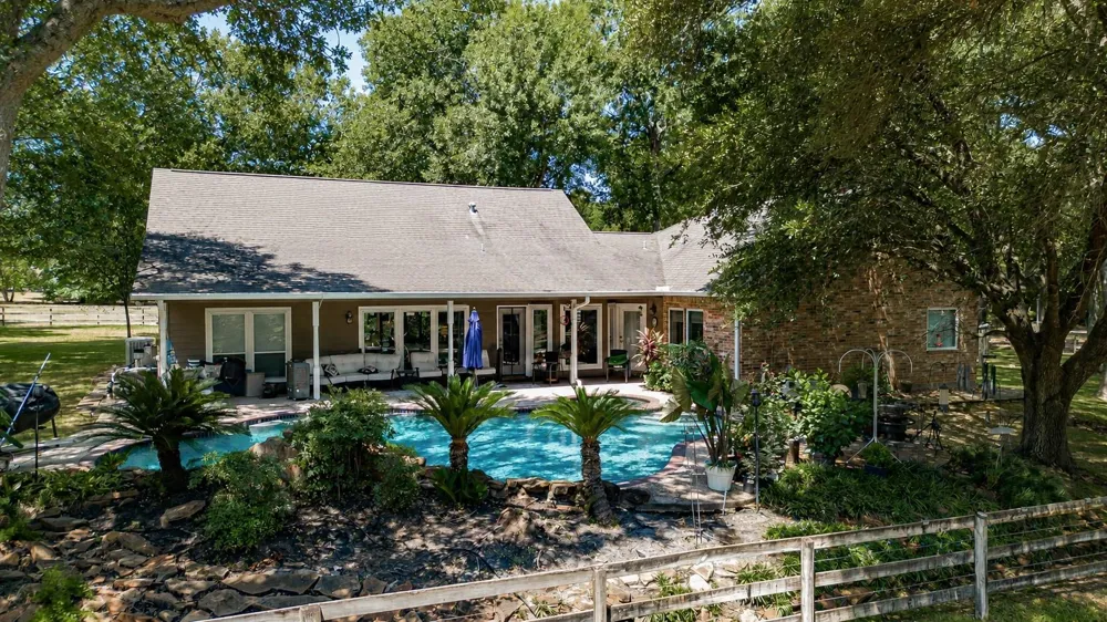 919 Mccaleb Road Montgomery, TX 77356